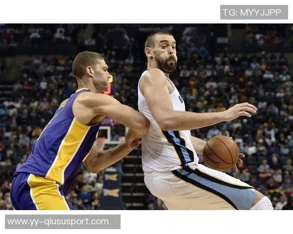 帕森斯分析艾顿内线表现球权不足与真实实力的矛盾之处