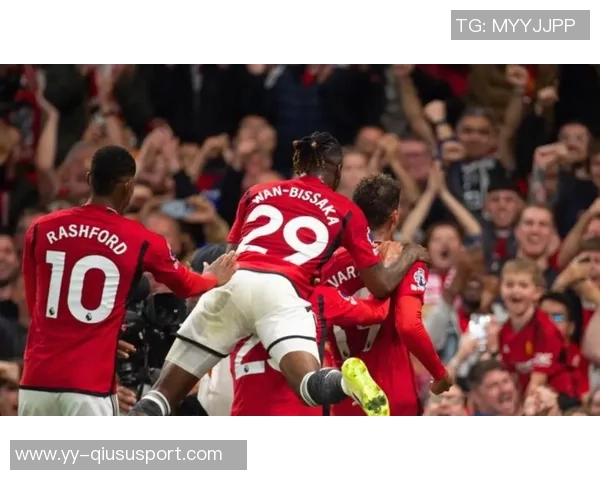 曼联计划冬窗引进狼队中场戈麦斯报价5000万欧球员表示愿意加盟 曼联计划冬窗引进狼队中场戈麦斯报价5000万欧球员表示愿意加盟