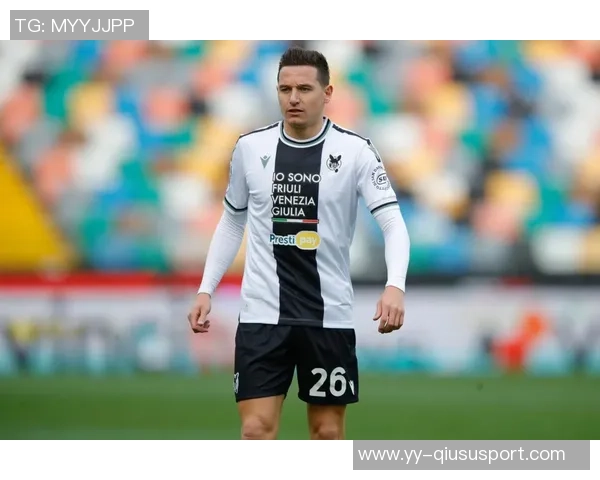 国米球探现场考察乌迪内斯与卡利亚里比赛关注卡普里莱与索勒表现 国米球探现场考察乌迪内斯与卡利亚里比赛关注卡普里莱与索勒表现