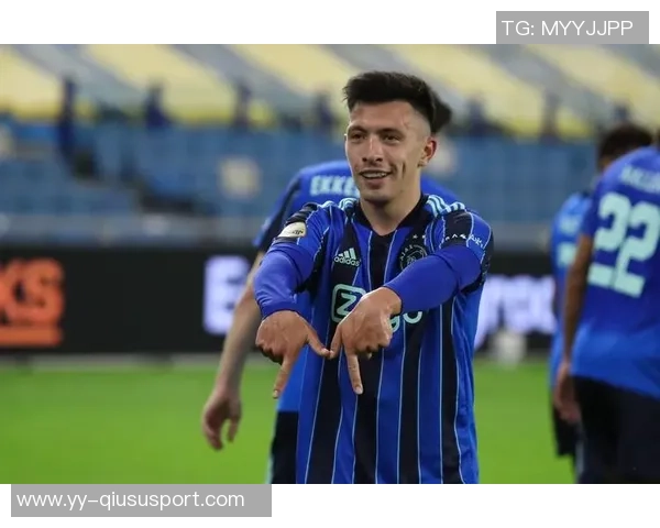 罗马青训中场亚利桑德罗罗马诺租借加盟意乙斯佩齐亚球队 罗马青训中场亚利桑德罗罗马诺租借加盟意乙斯佩齐亚球队